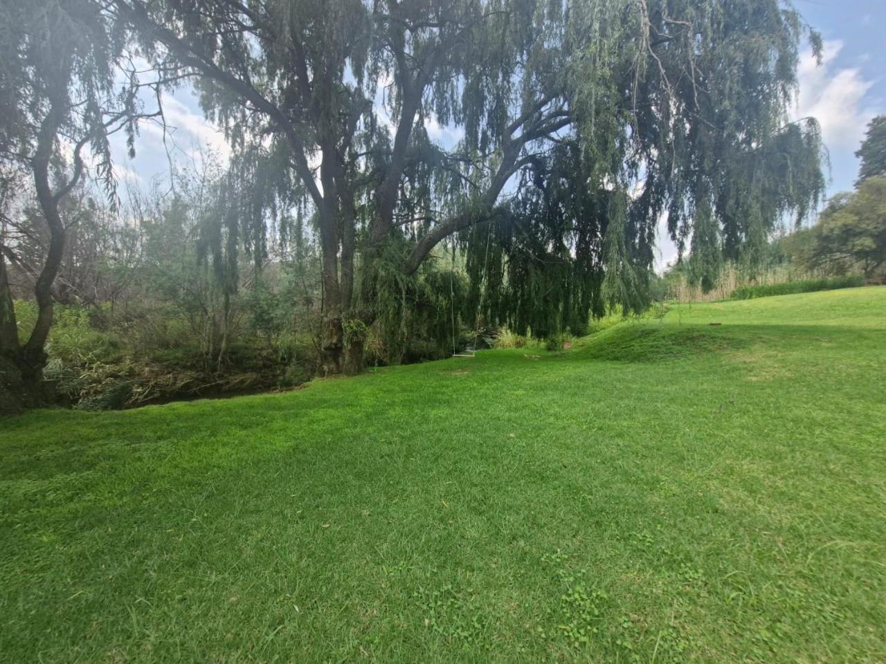 Valley Of The Rainbow Fly Fishing Estate Dullstroom Exteriér fotografie